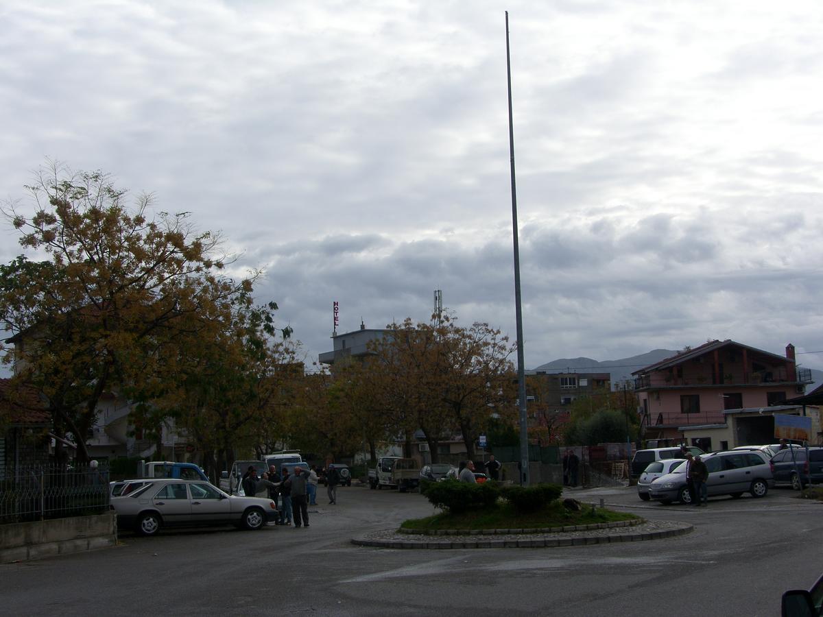 Shkodra Hotel Luaran gambar