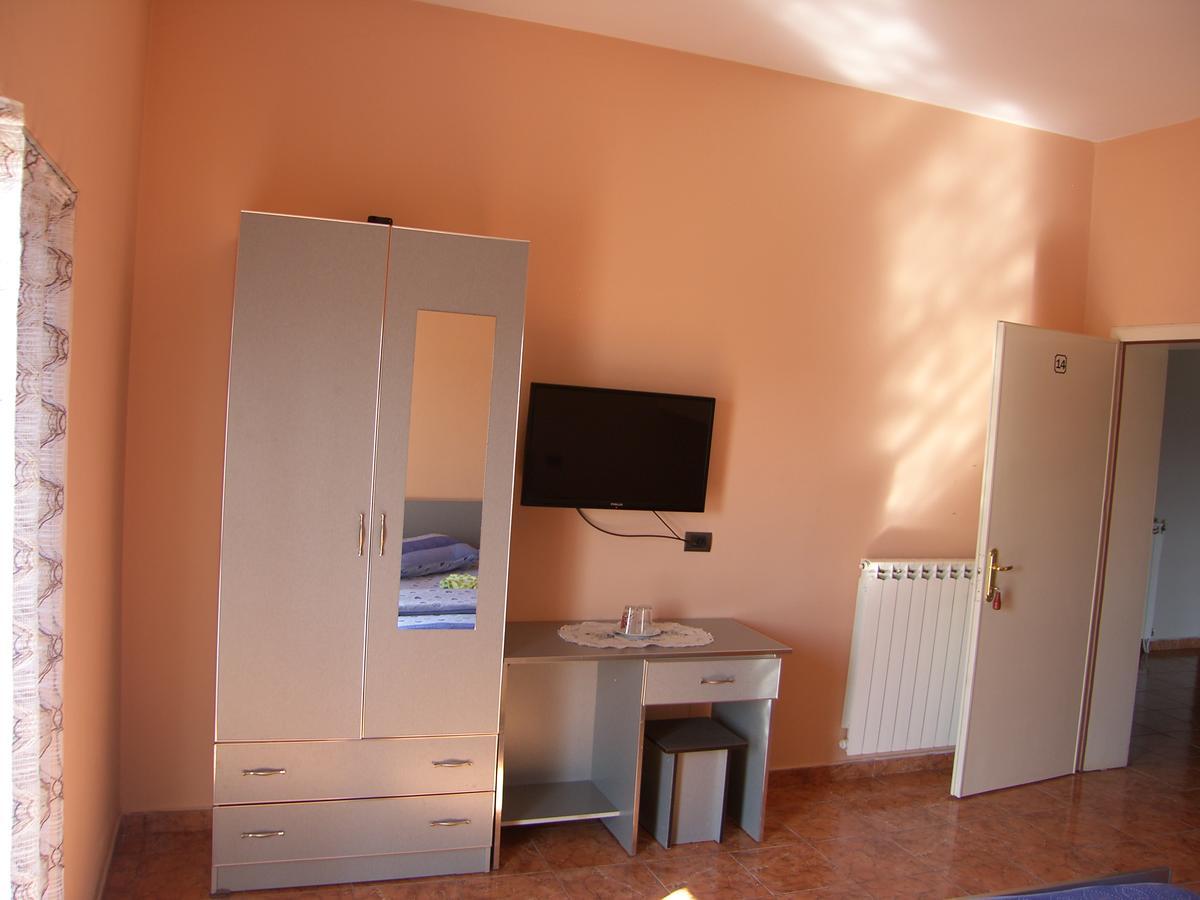 Shkodra Hotel Luaran gambar