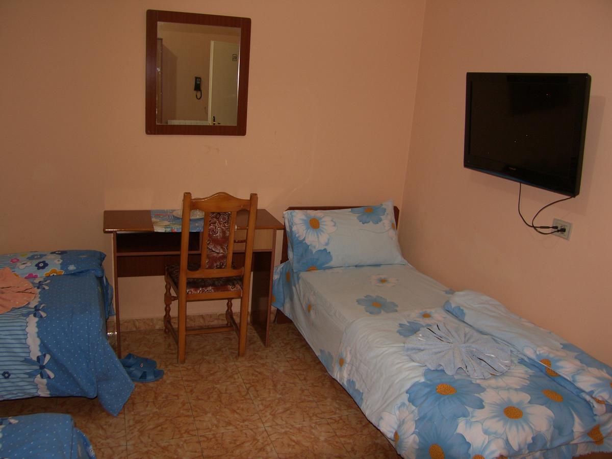 Shkodra Hotel Luaran gambar