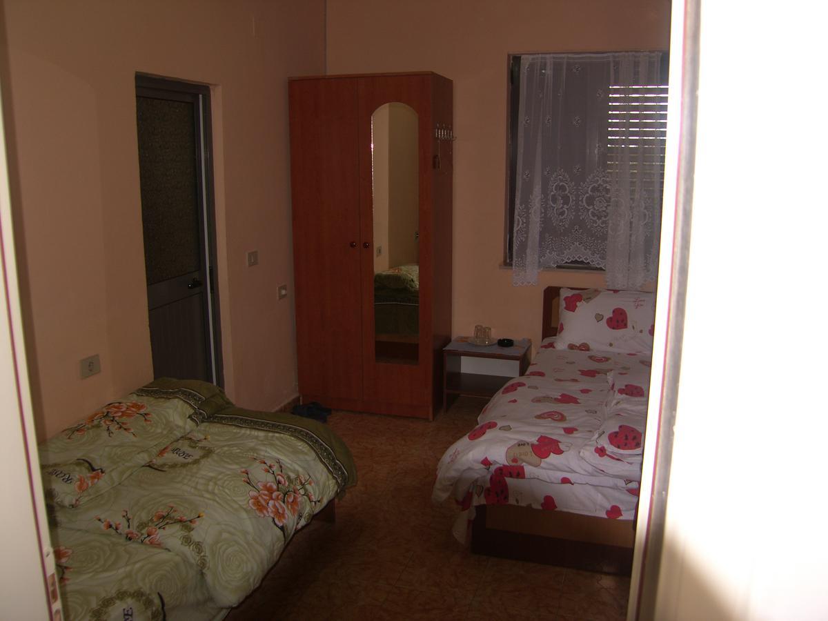 Shkodra Hotel Luaran gambar