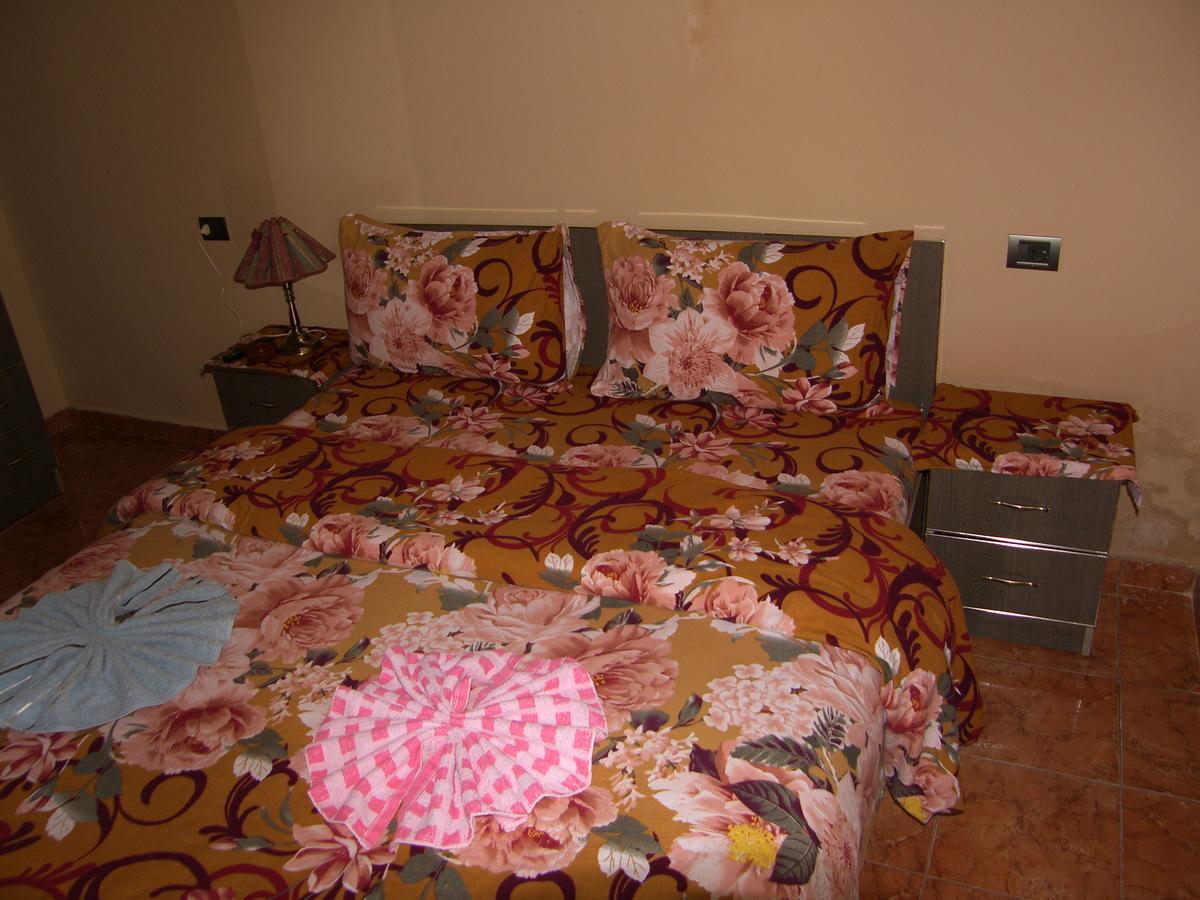 Shkodra Hotel Luaran gambar