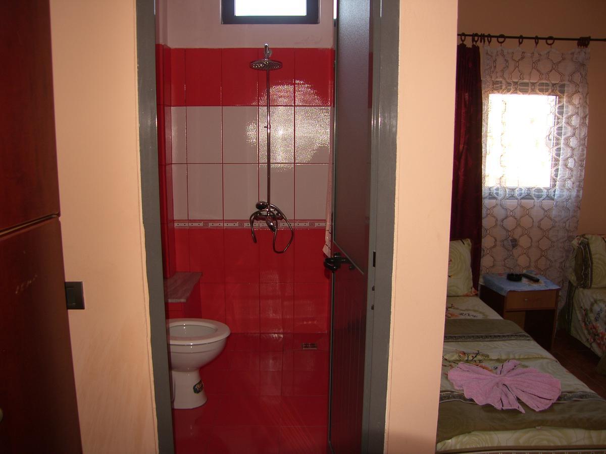 Shkodra Hotel Luaran gambar