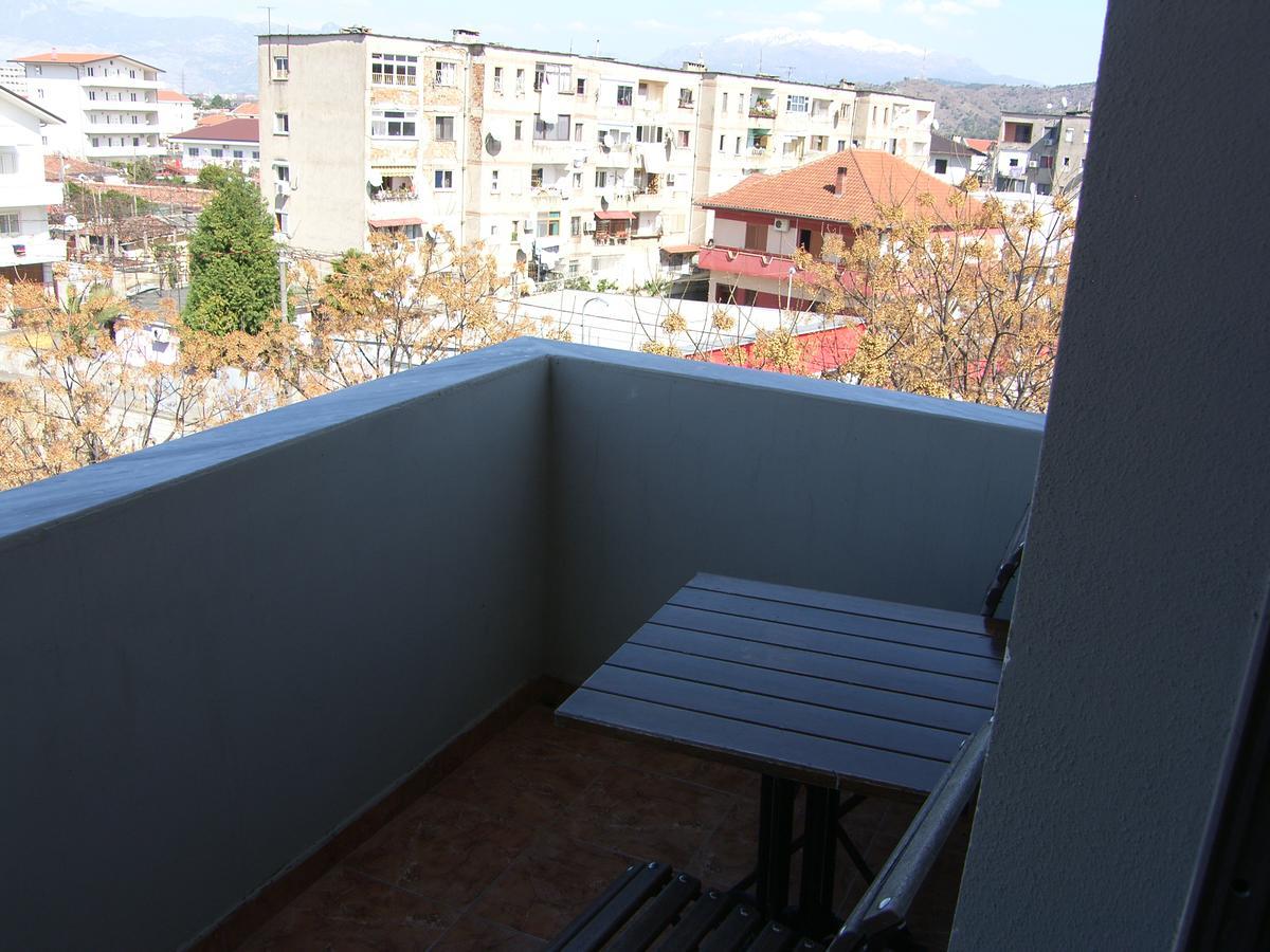 Shkodra Hotel Luaran gambar
