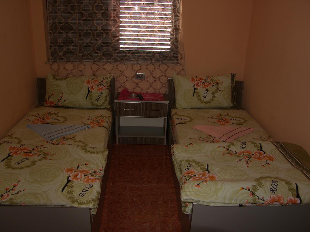 Shkodra Hotel Luaran gambar