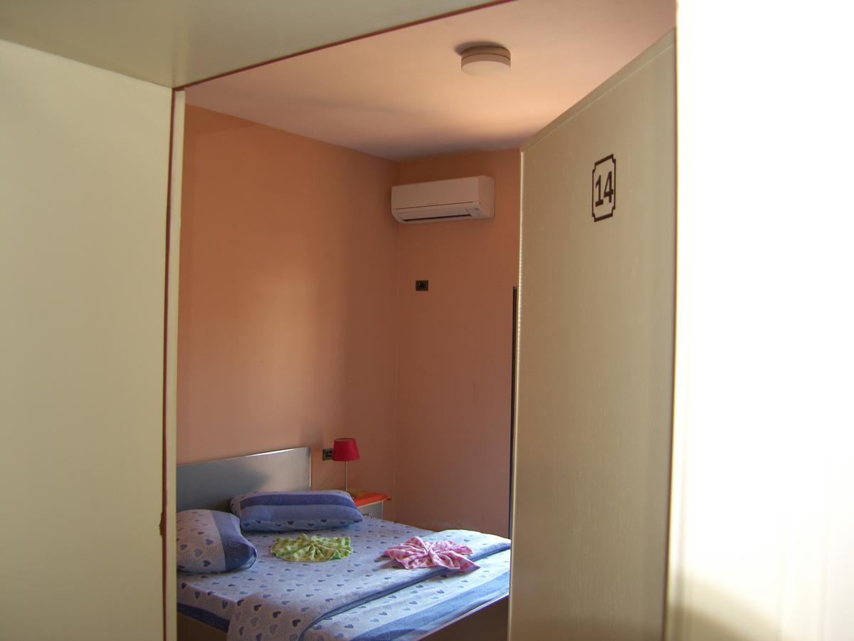 Shkodra Hotel Luaran gambar