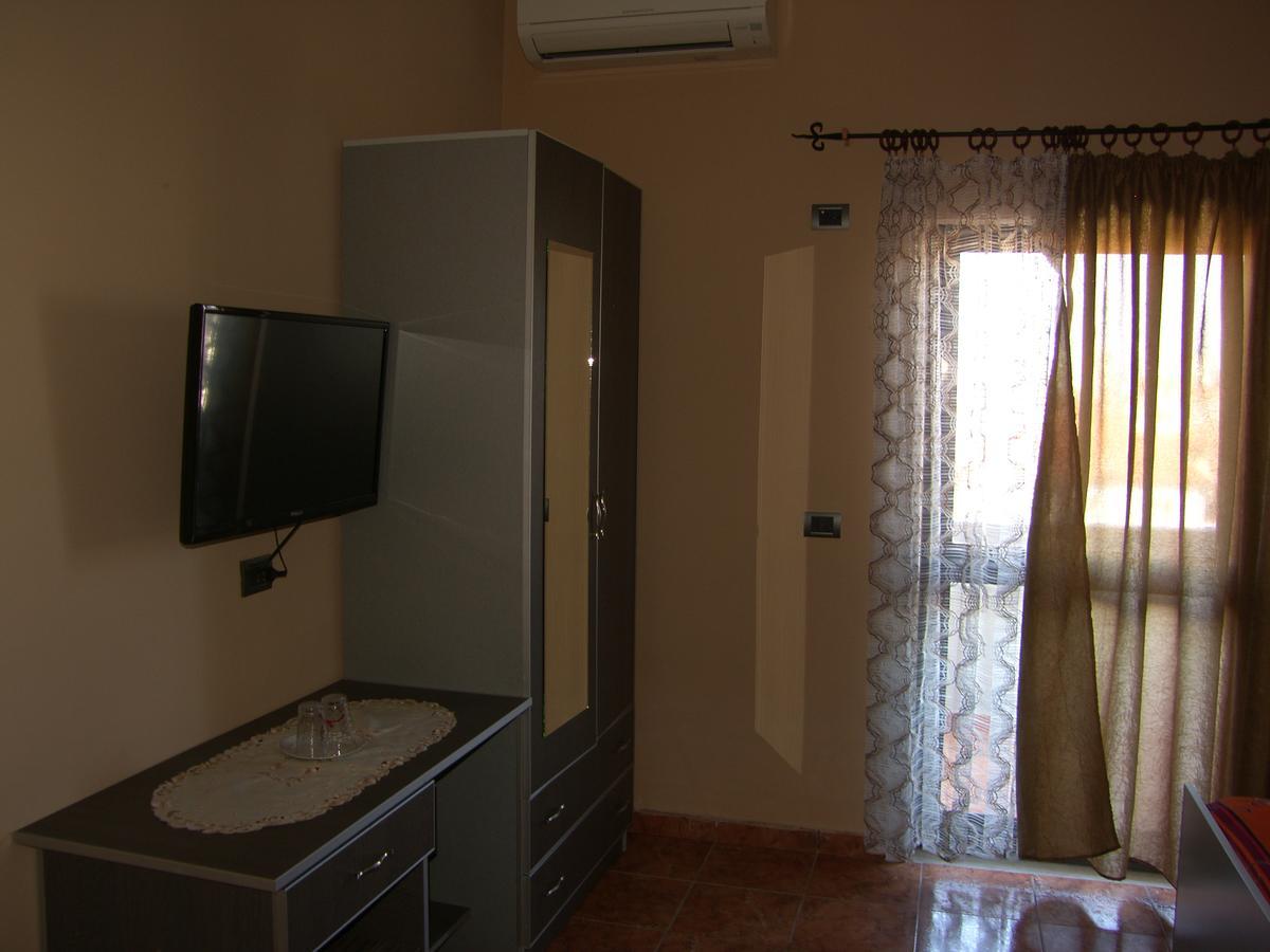 Shkodra Hotel Luaran gambar