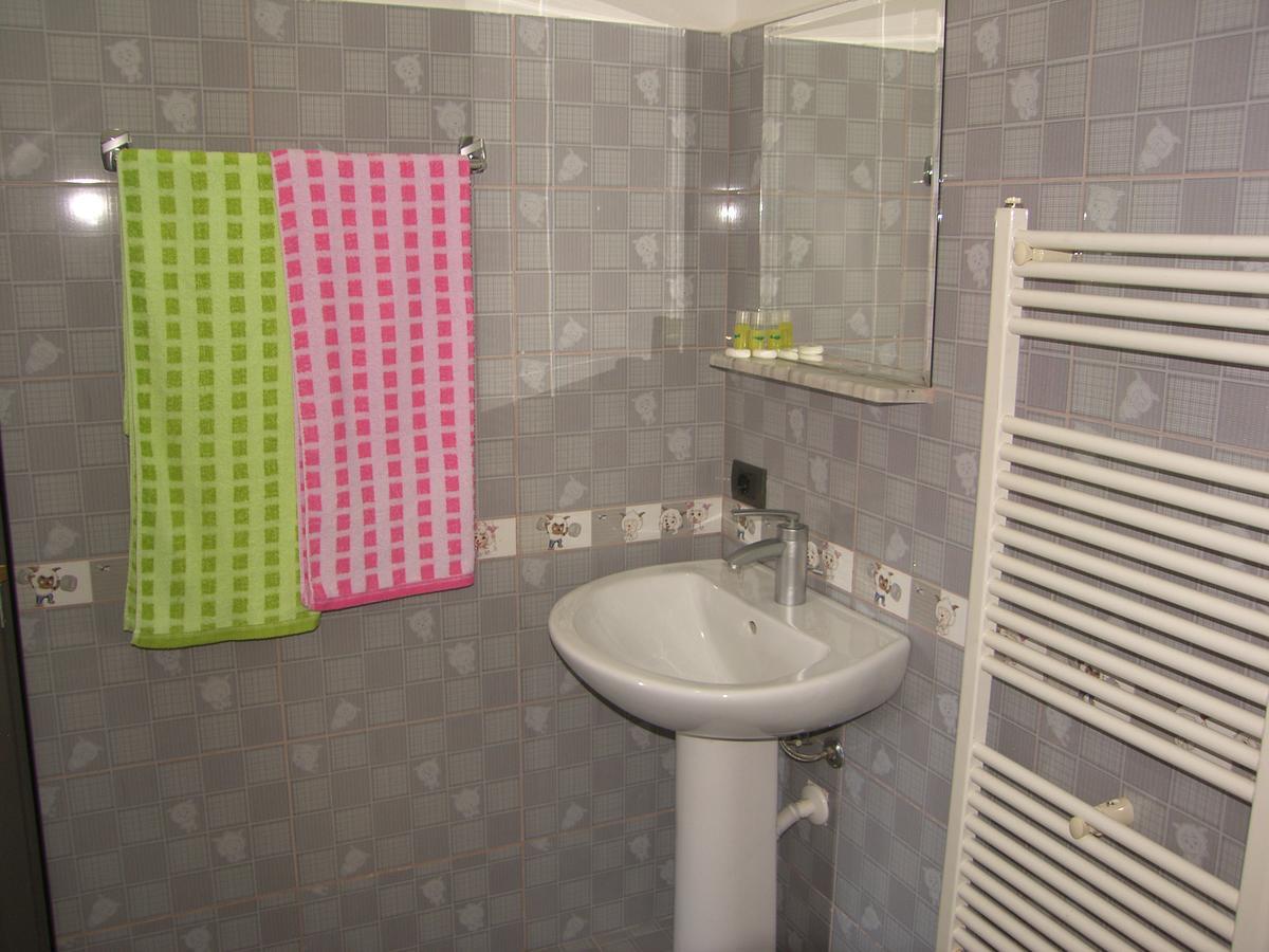 Shkodra Hotel Luaran gambar